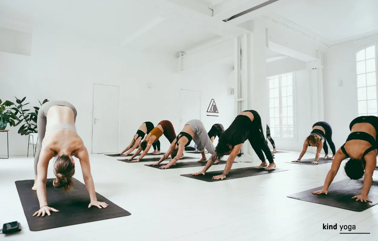 11yoga handstand